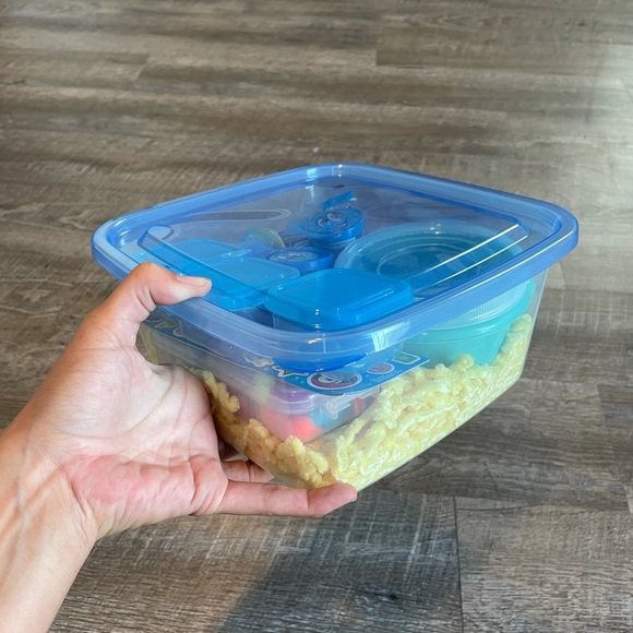 Sensory Bin for Kids: Play/Special Needs/Travel - Picture 14 of 16